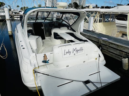 Charter privado VIP de 6 horas de día completo a Icacos, Lobos o Palomino