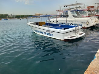 Barco Chadron de 30 pés em Sliema, Malta