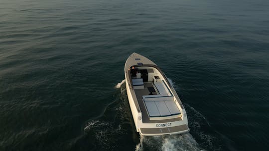 O iate mais estiloso do porto de Dubai - VanDutch 40