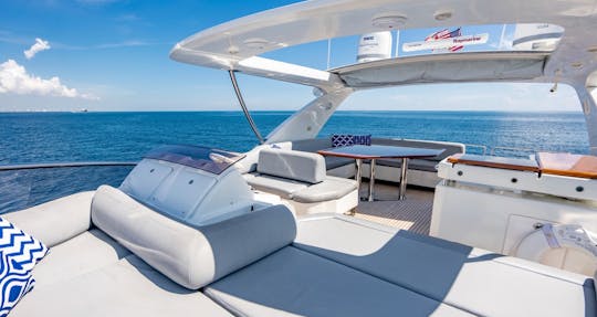 Yate Azimut Power de 70 pies en Miami Beach, Florida