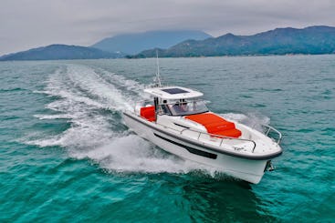 Nimbus T11: primer alquiler de yates y barcos de lujo en Hua Hin