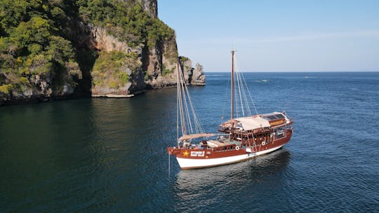 Croisière charter privée à Krabi, Thaïlande.