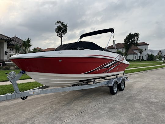 Nuevo bayliner VR5 de 200 CV