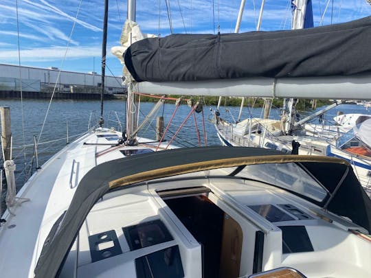 The Ultimate Sailing Yacht Charter Hanse 385 in Pula