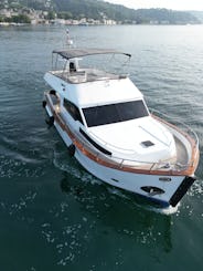 A 52ft luxury yacht that stands out with its comfort and spaciousness