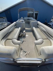 Explore and Enjoy Glen Lake with 2550 RL Bennington Pontoon Boat