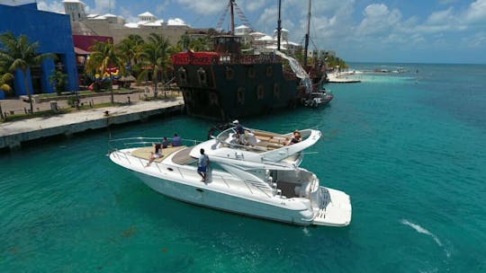 SEA RAY de 45 pies para un día en el mar en Cancún.