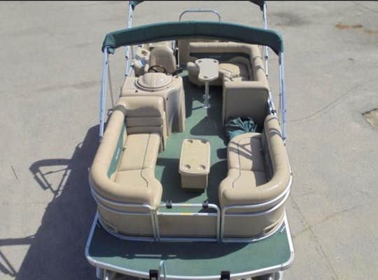 Tritoon Boat For Friends And Family
