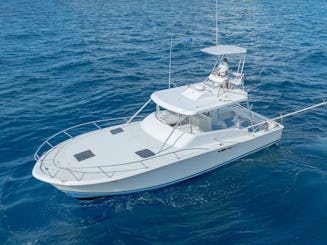 Bateau spacieux Luhrs de 38 pieds, idéal pour la pêche et la plongée avec tuba