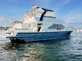 Private Flybridge Bali Yacht - Azure Dream