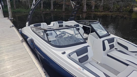 Jetboat Yamaha 195s 2024: hasta 7 pasajeros 