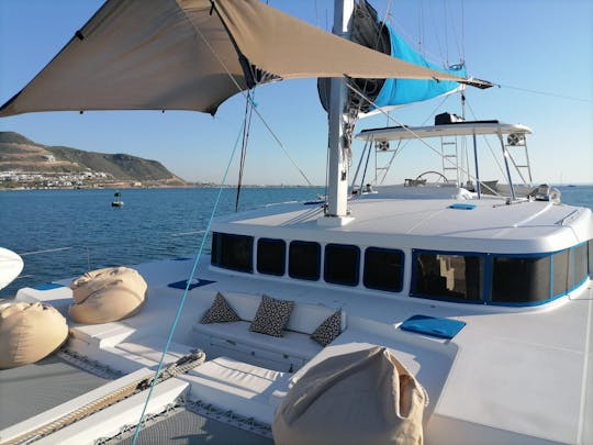 Big Luxury Catamaran 52Lagoon Bar Sunset Food Music Snorkelng 4 Rooms Bathrooms