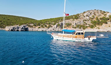 YACHT HIRA&MINA BLEU DE BODRUM