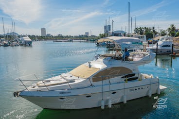 Luxury Yacht Azimut 40 ft- Isabella