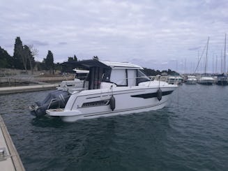 Merry fisher 895 , a boat that will provide you with comfort