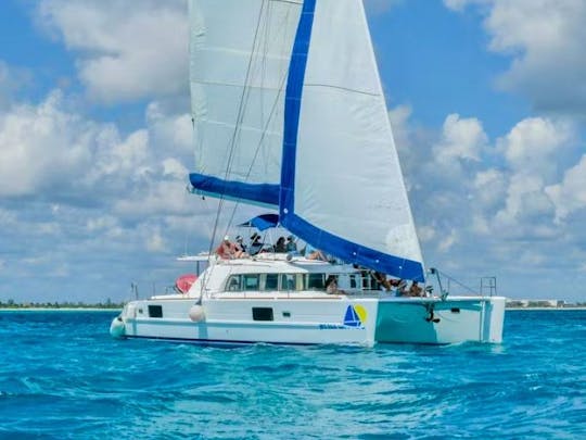 Catamarán de vela Lagoon de 44 pies 