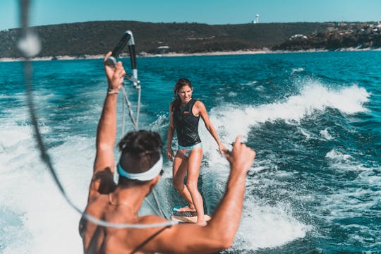 トラビス湖でのウェイクサーフレッスン！