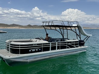 Amazing Double Decker at Lake Pleasant - 150hp - 12 Passenger 