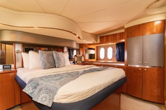 55ft Cruisers Yachts: Luxurious Cabo Getaway