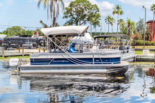 South Bay Pontoon Rear Fish Lake Tarpon, FL 