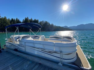 Découvrez l'expérience nautique ultime : louez notre ponton Sweetwater de 24 pieds