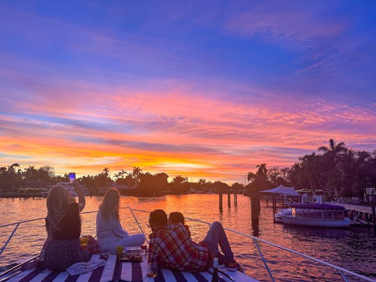 50FT Fairline: Discover Fort Lauderdale's Beauty in Luxury and Style.