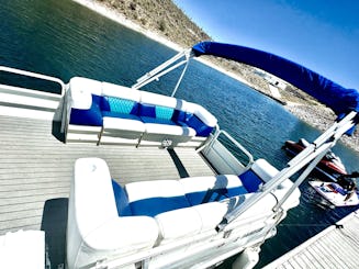 175HP TRI-TOON-UP TO 12 GUESTS ⚓️☀️