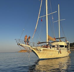 Goélette confortable « Techne » Bodrum pouvant accueillir jusqu'à 16 passagers