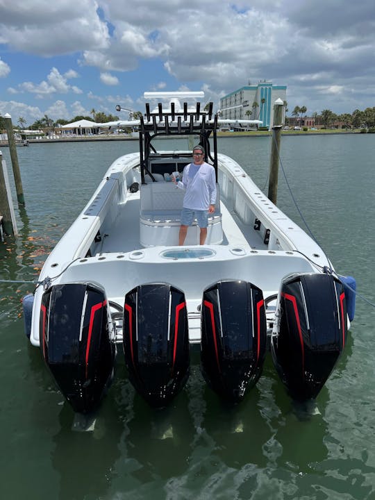 Yellowfin de 39 pieds avec quatre moteurs, Fast & Fun, Cap Cod et les îles