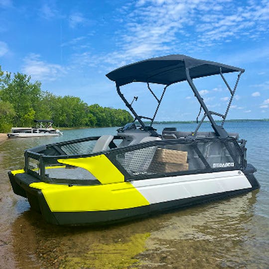 2023 18ft Sea-Doo Switch Powered By 230 Hp Engine