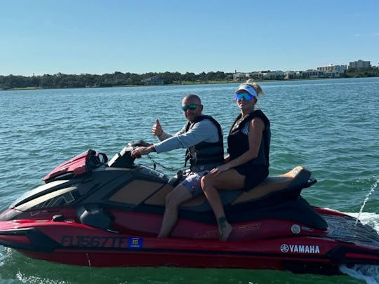 Aluguel de Jetskis Yamaha VX Limited 2024 ou passeios mediante solicitação