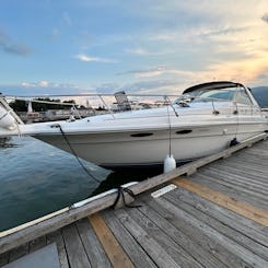 Chartered 36' Yacht Tour on Okanagan Lake Kelowna