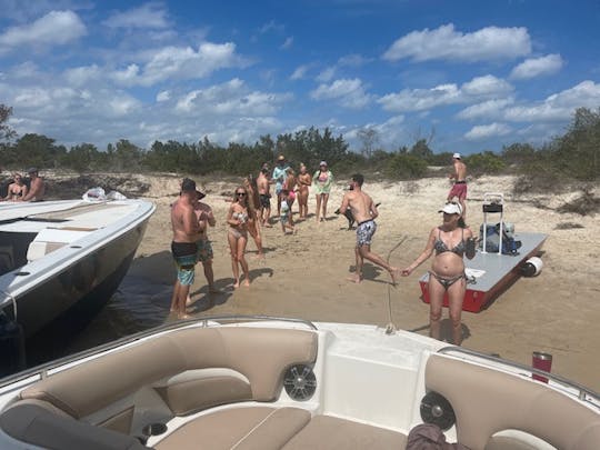 Hurricane Sundeck 2000 Boating in Jacksonville Florida!