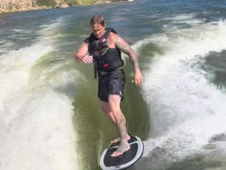 Supreme S211 Surf Boat! Lets Surf!