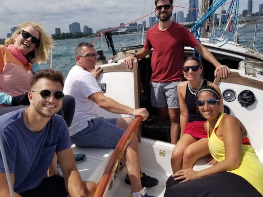 Aulas de vela com a escola de vela com classificação #1 de Chicago