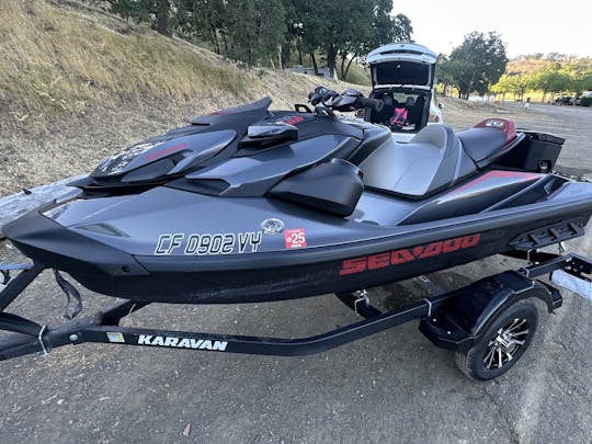 2025 SeaDoo GTR-X で一日中水遊びを楽しもう