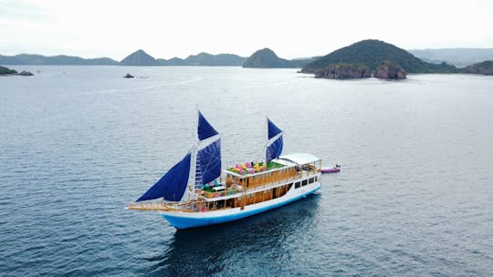 WEEKEND OPEN TRIP 3DAYS/2 NIGHTS EXPLORE KOMODO