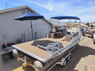 Hava-Cabana Party Barge on Lake Havasu