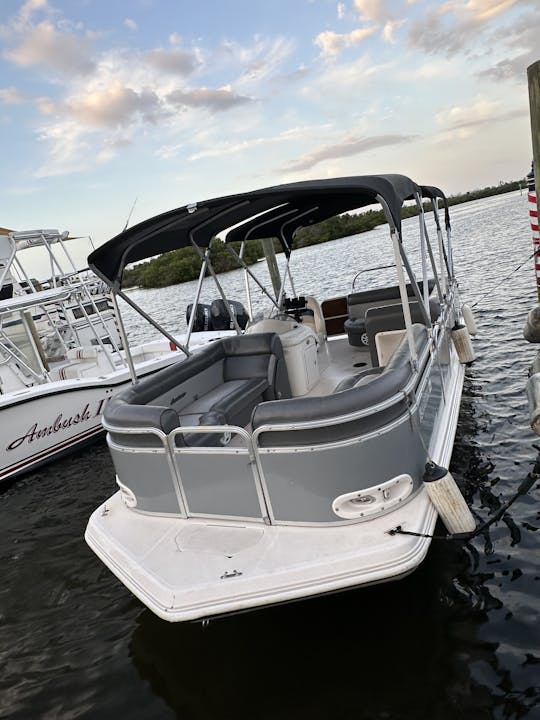 22ft Nice and Spacious Hurricane Pontoon Rental in Fort Myers, Florida