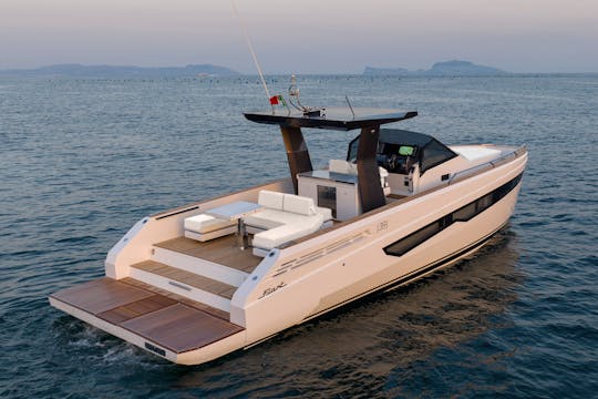 Fiart 39 Motor Yacht Rental in Saint-Laurent-du-Var, Provence-Alpes-Côte d'Azur