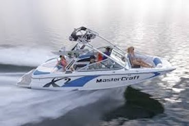 Beautiful Mastercraft Wake/Surf Boat - Fully Equipped