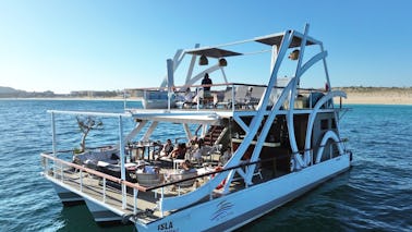 Catamarã de alta qualidade, festa privada de luxo em Cabo San Lucas. Capitão e tripulação, incluindo