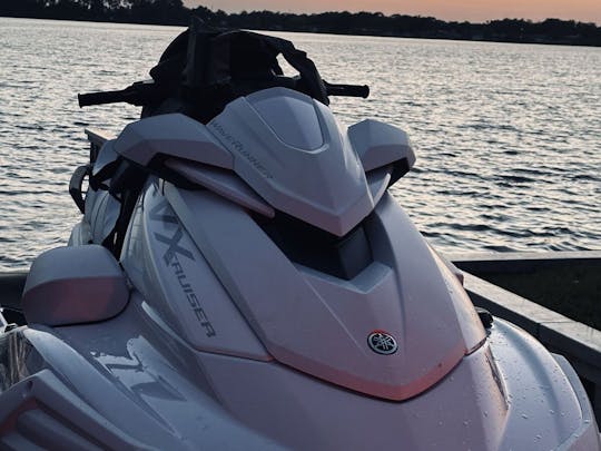 Yamaha VX Cruiser 2025: conducción potente y suave. Dos motos acuáticas