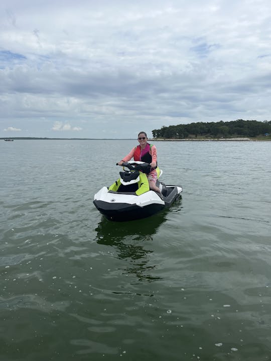 2 esquís Sea-Doo Spark Rotax 900 AceJets de 3 niveles para Aubrey, Texas