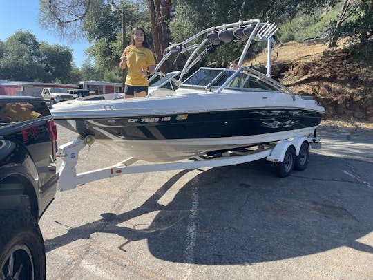 Family fun in the sun in a 2008 Sea Ray 205 Sport 