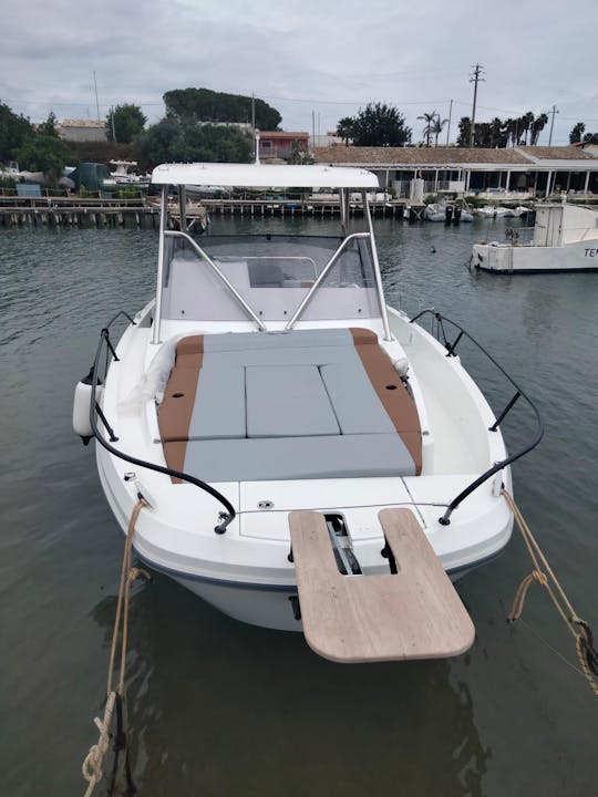 Luxury Day Charter on 2024 Flyer 9 Motor Yacht