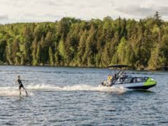 18ft Sea-Doo Switch Cruise 230 Hp  