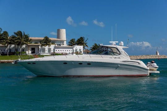 Amazing Sea Ray 55' Yacht in Cancun, get ready for Furia Roja!!!!