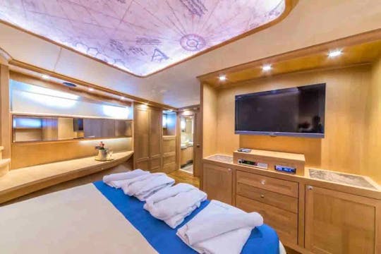 BYBD-29 30 m 4 cabins Luxury Yacht
