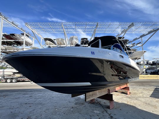 Fun under the sun! 28’ Searay Sundeck day boat